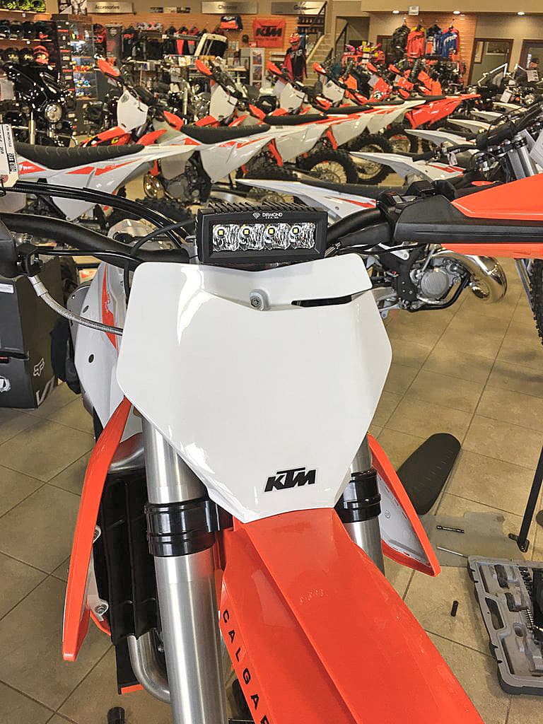 Light Bar w/ Battery - Image 3