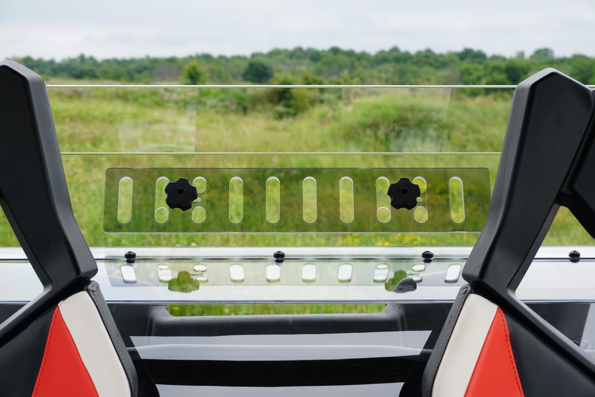 Vented Rear Windshield - Image 9