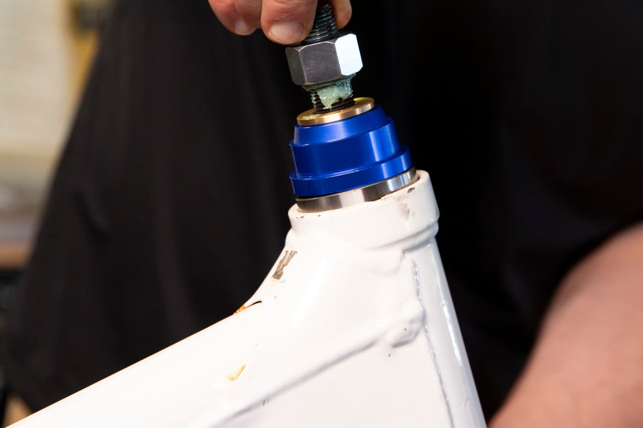 Steering Bearing Installer - Image 2