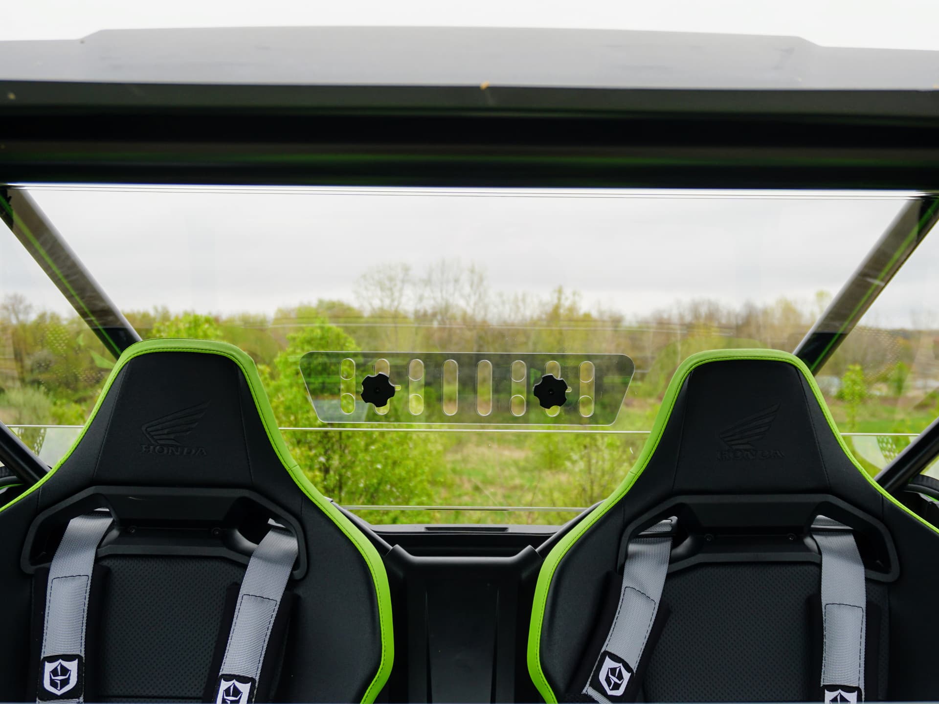 Rear Windshield - Image 40