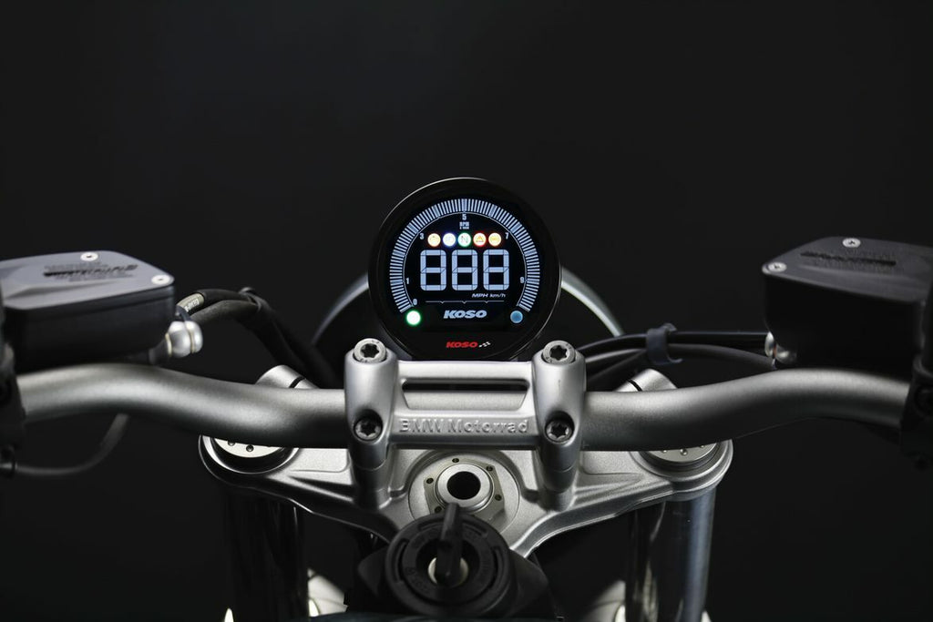 DL-04 Speedo