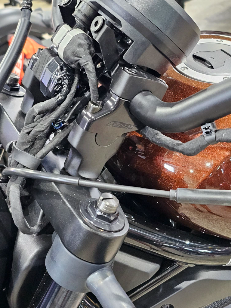 Rebel Handlebar Risers