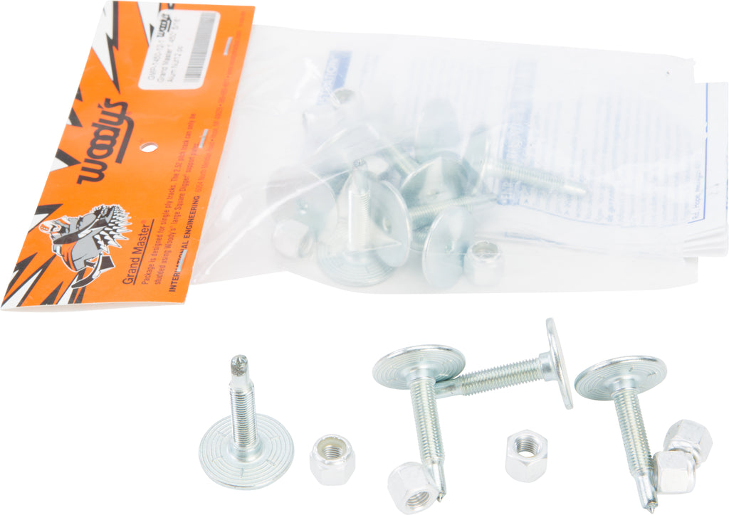 Woodys Stud Carb Grmast