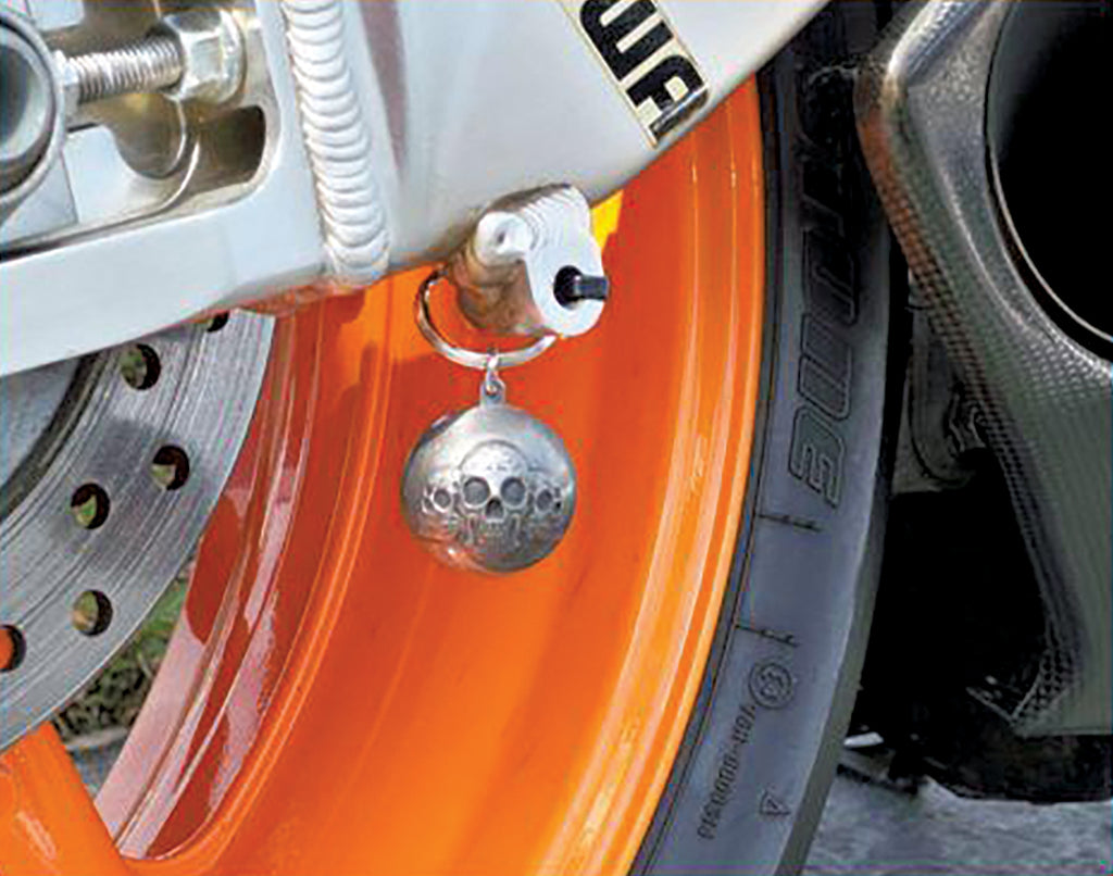 RYDER BALL THREE SKULLS